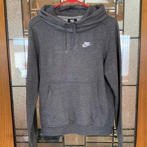 NWOT NIKE PULLOVER NSW